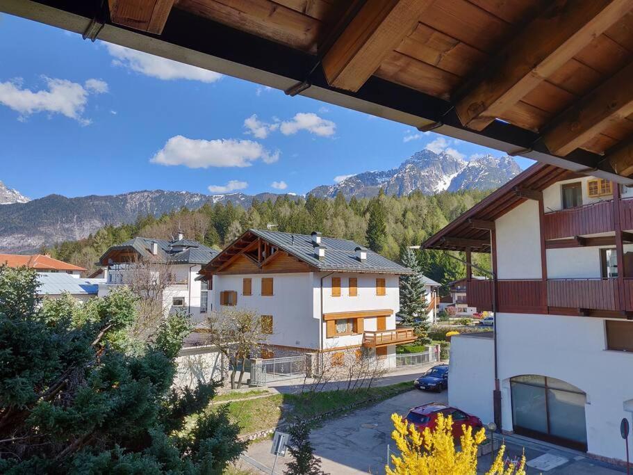 Appartamento Comodo E Curato Per Famiglie Pieve di Cadore Exteriör bild